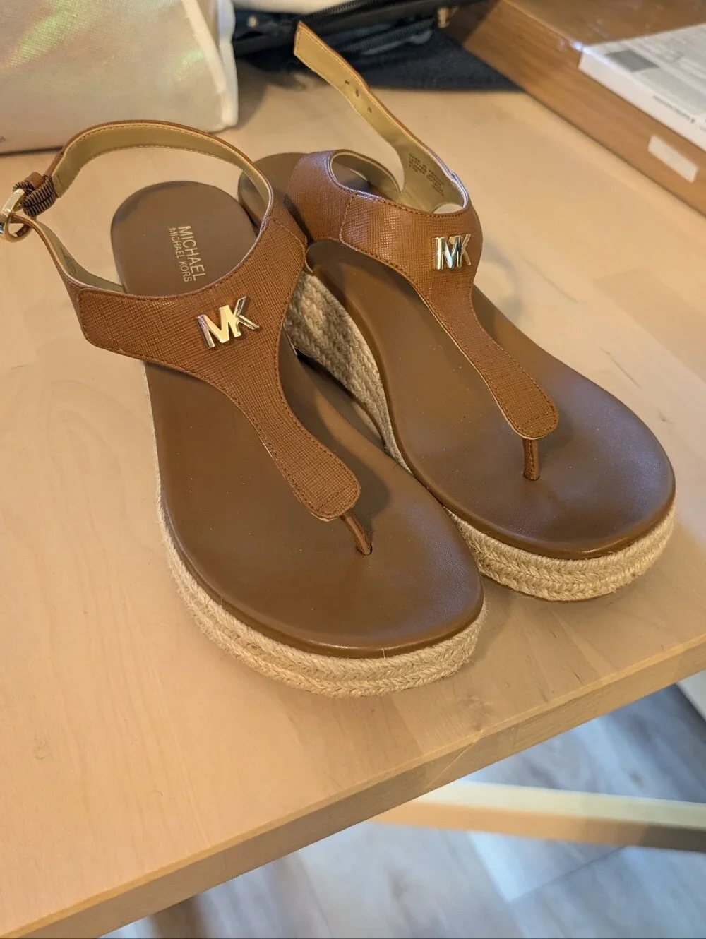 NWOT Women's Laney Thong Espadrille Sandals